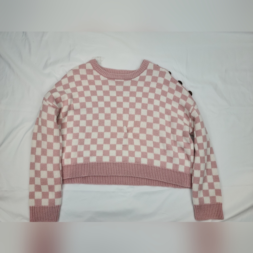 L | Rue 21 | Pink & White Knit Sweater with Wooden Buttons